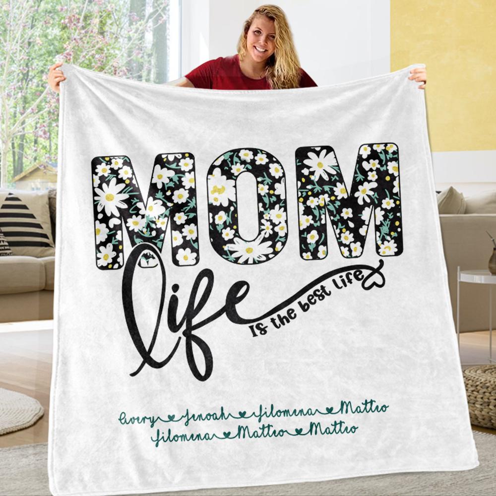 Personalized Daisy Fleece Blankets with Your Nick & Kids' Names II